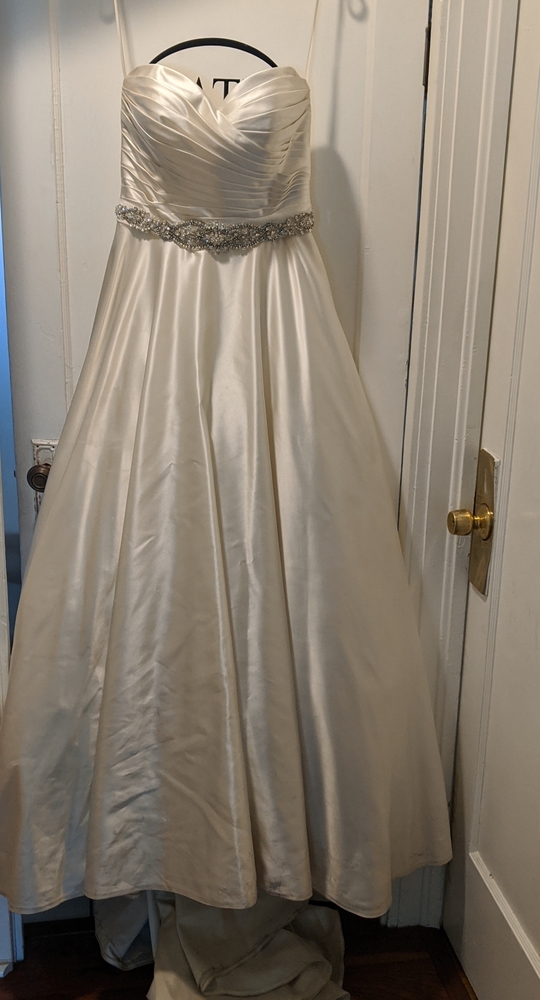 Allure bridal wedding dress